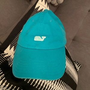 vineyard vines hat